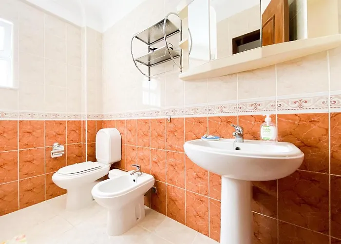 Simple Lovers' Retreat In #1888 Apartament Espiche